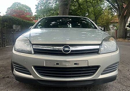 Opel Astra GTC 1.6