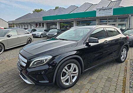 Mercedes-Benz GLA 220 CDI / d 4Matic SHZ RFK NAVI