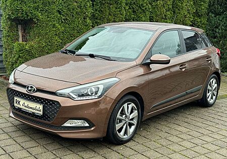 Hyundai i20 1.4 YES! Rückfahrkamera+Navi