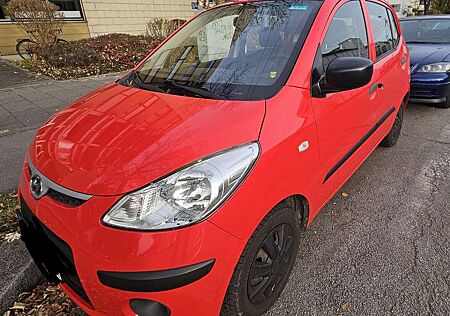 Hyundai i10 1.1 TÜV bis 10/27