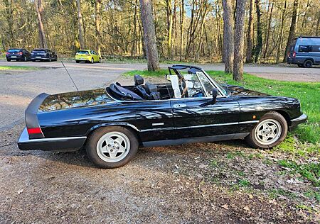 Alfa Romeo Spider 2.0