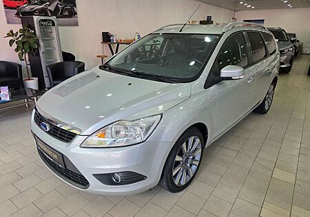 Ford Focus Turnier Silver Magic Teilleder