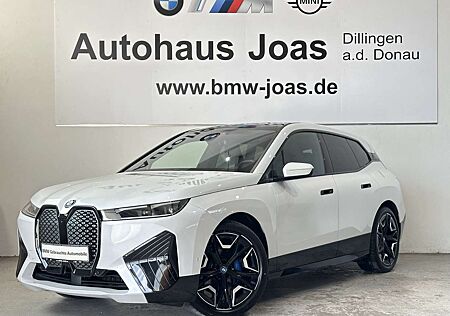 BMW iX xDrive40 Sportpaket Panorama Dach HK HiFi