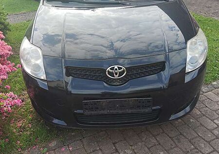 Toyota Auris 2.0 D-4D Sol