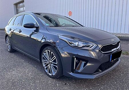 Kia Cee'd Ceed / Sportswagon 1.4 t-gdi GT Line