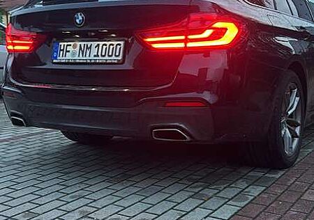 BMW 530d 530 xDrive Touring Aut. Sport Line