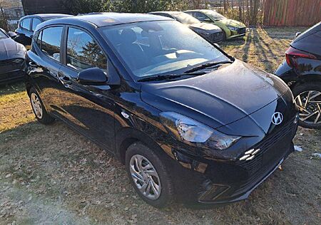 Hyundai i10 Select Navi/R.Kamera/Klima uvm