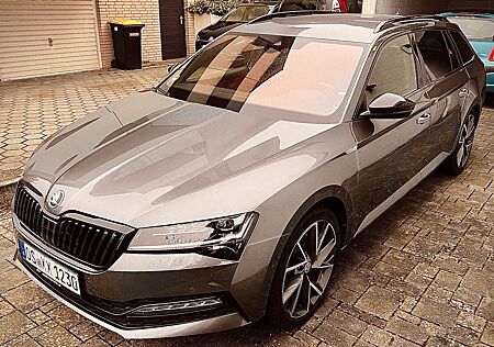 Skoda Superb Combi*2,0 TDI*GARANTIE*Sportline*Columbus*AHK