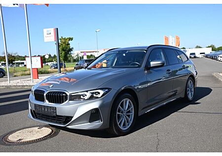 BMW 320 d Touring xDrive Navi LED SHz Apple CarPlay