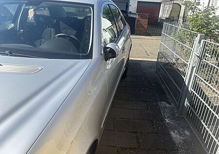 Mercedes-Benz E 220 CDI Classic
