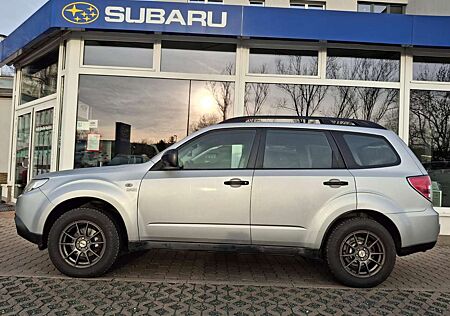 Subaru Forester Active 2.0X MT AHK