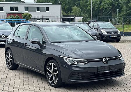 VW Golf Volkswagen VIII Lim. 2.0 TDI Life °Alcantara°18°ACC°