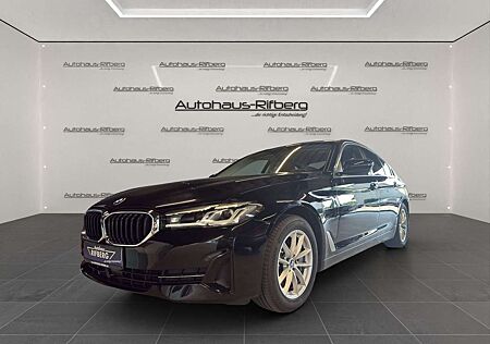 BMW 530 e LIMOSIN/HUD/LEDER/NAVE/LED/KAMERA/H&K/DAB