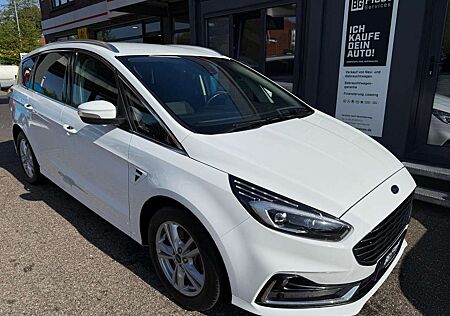 Ford S-Max Titanium Navi Kamera AHK LED App DAB