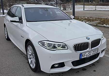 BMW 525d 525 5er Touring Diesel xDrive Touring Sport-Aut.