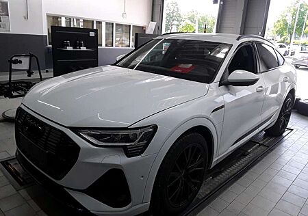 Audi e-tron SPORTBACK 50 2x S LINE BLACK 21Z/ACC/MTRX