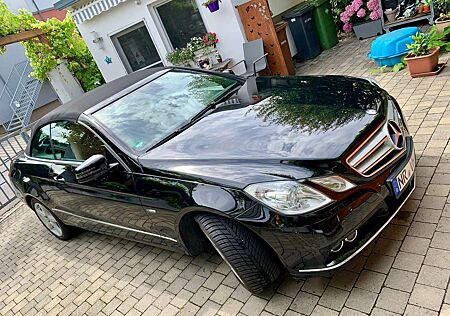 Mercedes-Benz E 220 CDI DPF Cabrio BlueEFFICIENCY Automatik Avan