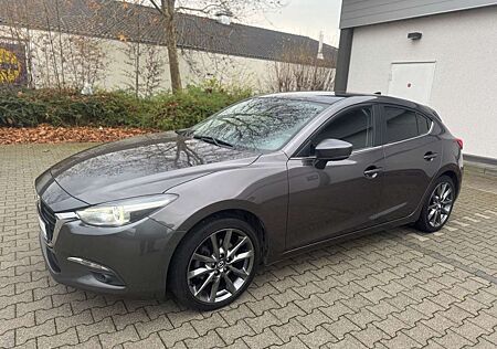 Mazda 3 Lim. Signature + Navi PDC Kamera 1.Hand