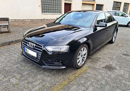 Audi A4 2.0 TDI DPF multitronic Ambition