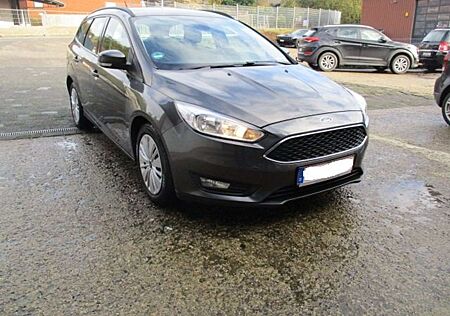 Ford Focus Turnier 1.0 EcoBoost Start-Stopp-System Trend