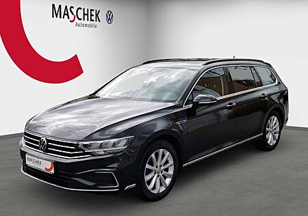 VW Passat Variant Volkswagen GTE Navi AHK RearView Massage Keyless Sitzh