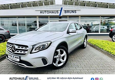 Mercedes-Benz GLA 180 URBAN, LED, Tempomat, Navi, SHZ, AHK abn.,