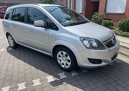 Opel Zafira 1.8 Family