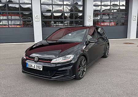 VW Golf GTI Volkswagen DSG Performance
