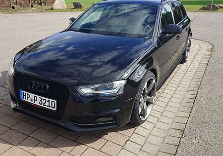 Audi A4 Avant 2.0 TDI DPF quattro S tronic line Sportpaket