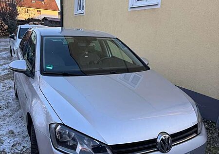 VW Golf Volkswagen 7 Diesel 5-Türer 1.6 TDI BlueMotion Lounge