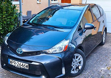 Toyota Prius +