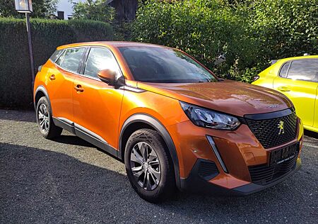 Peugeot 2008 130PS, Navi/Sitzheiz./Kamera/Aluf./Tempomat
