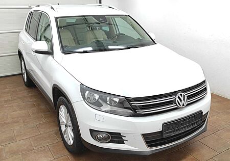 VW Tiguan Volkswagen 2.0 TDI ALLRAD AUTOMATIK LEDER KLIMA EURO-6 NAVI
