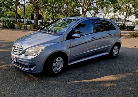 Mercedes-Benz B 170 Autotronic