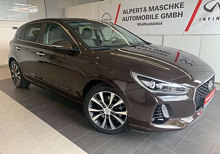 Hyundai i30 1.4 T-GDI Premium / Navi/LED/SHZ/SBL/Kamera