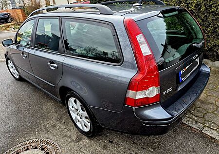 Volvo V50 2.4i Kinetic 5 ZYLINDER 2.4L 1HD