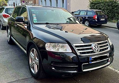 VW Touareg Volkswagen 5.0 V10 TDI Automatik Individual
