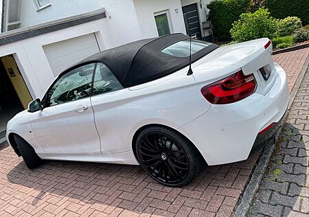 BMW 220i 220 Cabrio Aut. M Sport