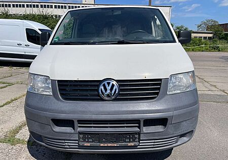 VW T5 Transporter Volkswagen Kombi / 9 Sitzplätze / Klimaanlage / AHK / 1.9L