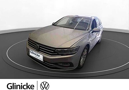 VW Passat Variant Volkswagen 2.0 TDI DSG 4Motion Navi Kamera S