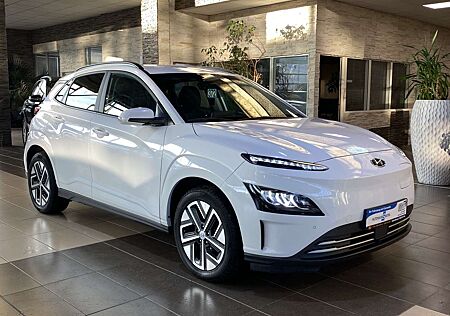 Hyundai Kona dig.Cockpit*R.Cam*Spurassist.*LED*SOH:100%*