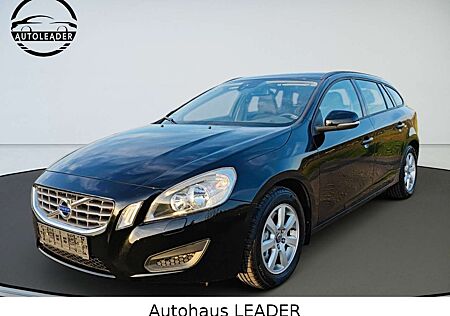 Volvo V60 Kombi 2,4 DIESEL NEU ZAHNRIEMEN