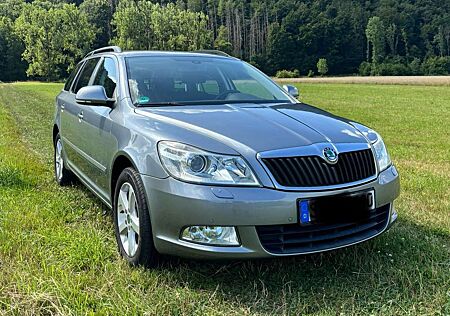 Skoda Octavia Combi 2.0 TDI DPF DSG Ambition