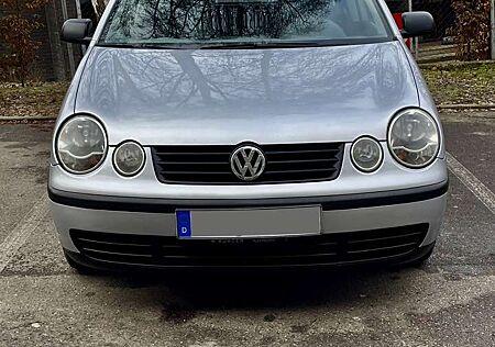 VW Polo Volkswagen 1.2 Top Zustand, TÜV neu, Inspektion neu