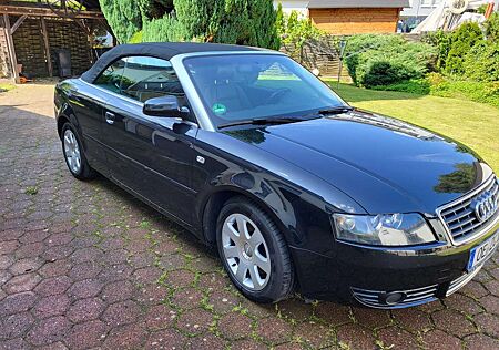 Audi A4 1.8 T Cabrio Vollausstattung