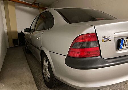 Opel Vectra TÜV 05/27