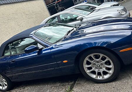Jaguar XK8 4.0 Rechtslenker (Deutsche Zulassung)