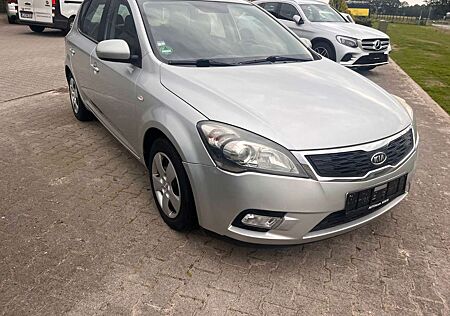 Kia Cee'd Ceed /