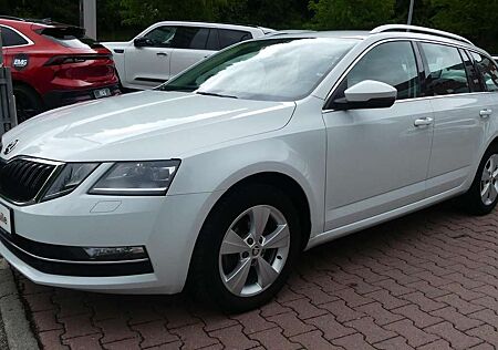 Skoda Octavia *Style*SHZ*PDC*AHK*ACC*Bluetooth*Klima