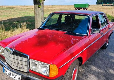 Mercedes-Benz 200 W 123 H-Zulassung 2.Hand